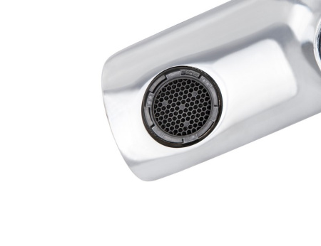 08022 Смеситель KAISER Areva для ванны