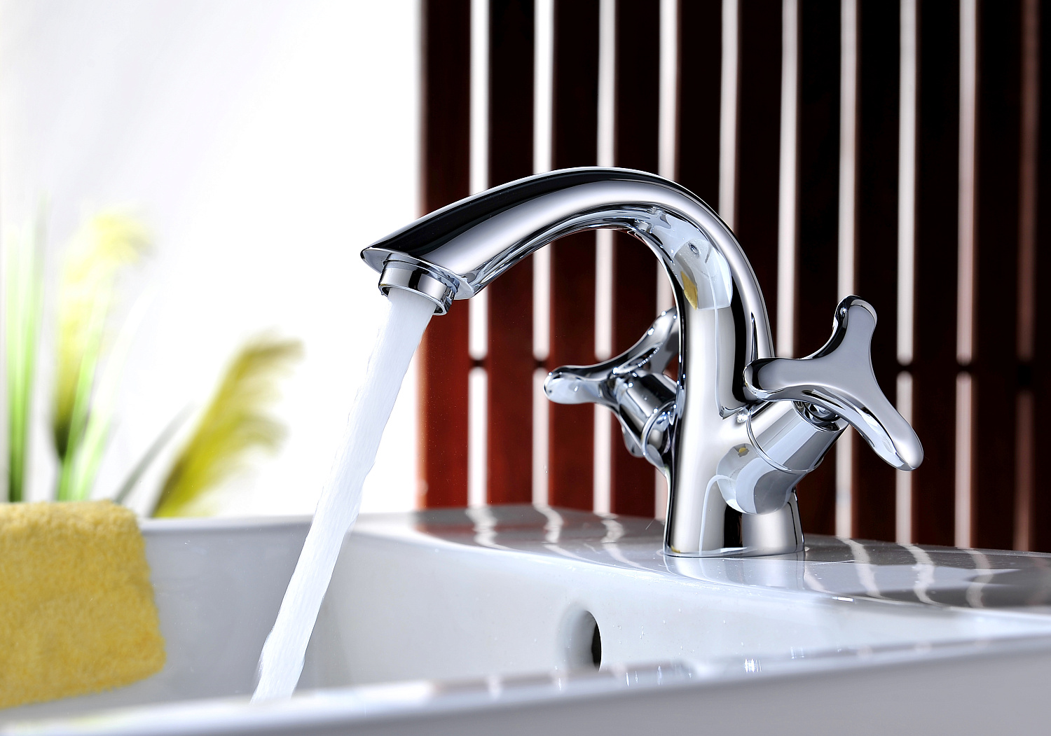 57011 Смеситель KAISER Trio для раковины